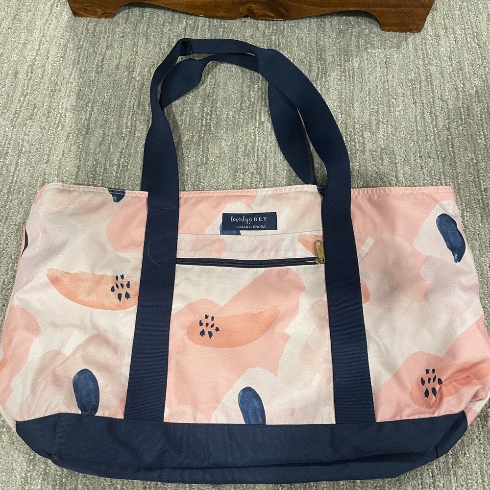 Logan and Lenora - now Canvelle - Loverly Grey Beach Bag
